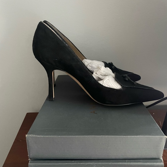 Ann Taylor Heels - Picture 2 of 4